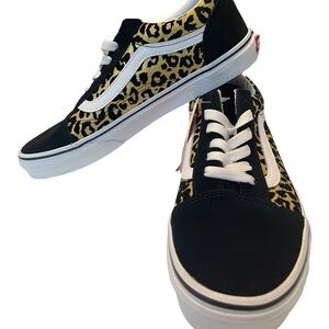Vans Old Skool Suede and Leopard Glitter Lace Ups in 6.5juniors / 8.5w​​​​